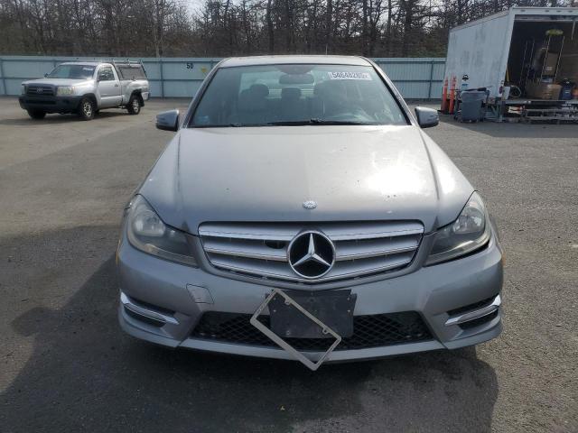 Photo 5 from auction – 2012 MERCEDES-BENZ C-CLASS with VIN WDDGF8BB2CA604776