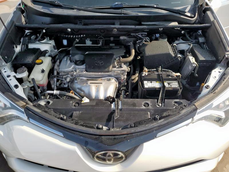 Photo 12 from auction – 2017 TOYOTA RAV4 LIMIT with VIN 2T3DFREV1HW583811