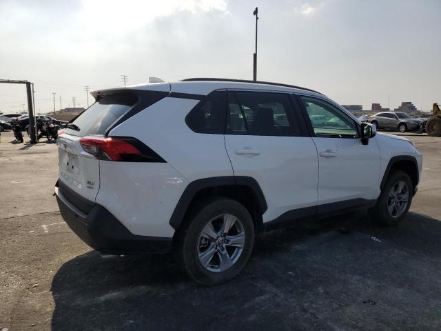 Photo 3 from auction – 2023 TOYOTA RAV4 XLE with VIN 2T3P1RFVXPW369277