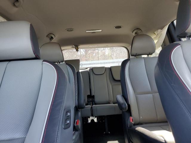 Photo 10 from auction – 2017 KIA SEDONA EX with VIN KNDMC5C19H6312000