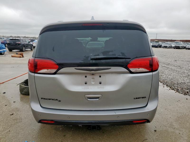 Photo 6 from auction – 2019 CHRYSLER PACIFICA L with VIN 2C4RC1GG7KR541692