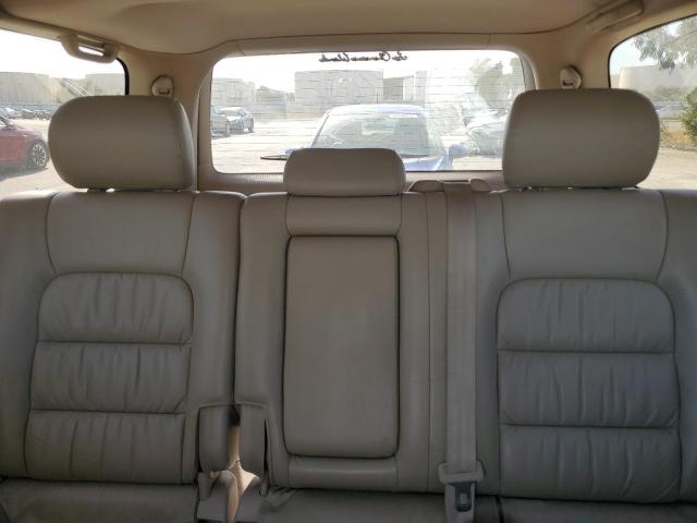 Photo 10 from auction – 2001 LEXUS LX 470 with VIN JTJHT00W213507042