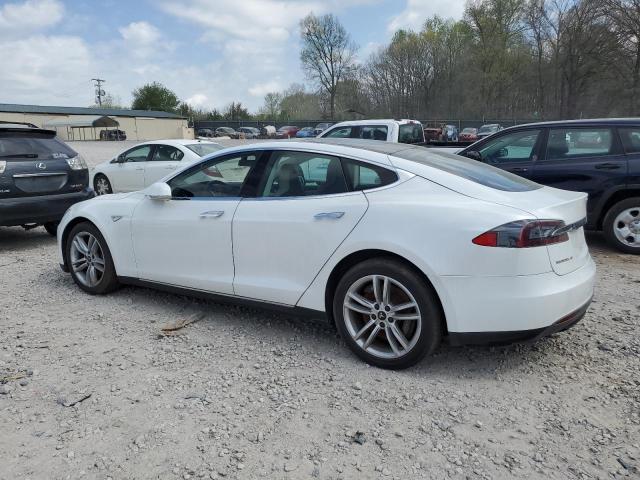 Снимка 2 от търг – 2014 TESLA MODEL S с VIN 5YJSA1S11EFP32051
