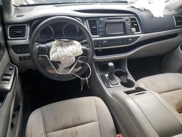 Foto 8 de la subasta – 2017 TOYOTA HIGHLANDER con VIN 5TDZARFH6HS031820