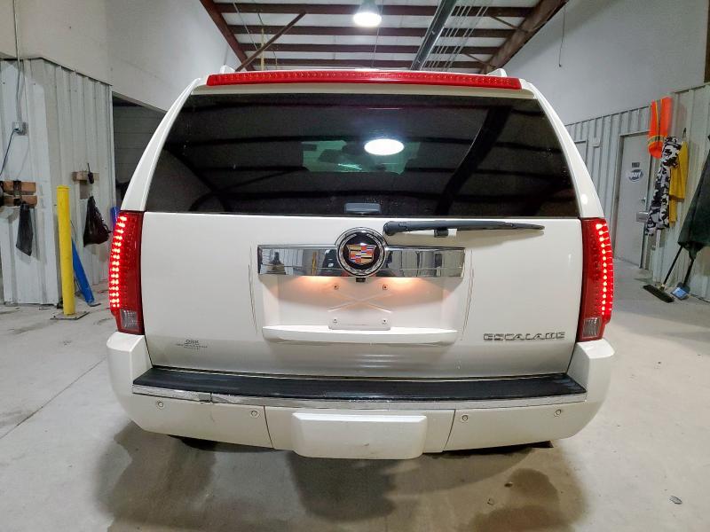 Photo 6 from auction – 2014 CADILLAC ESCALADE L with VIN 1GYS4BEF9ER149249