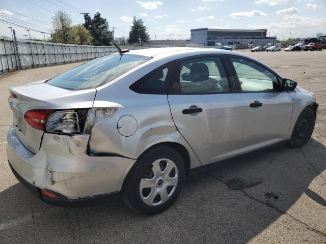 Photo 3 from auction – 2016 FORD FOCUS S with VIN 1FADP3E23GL328486