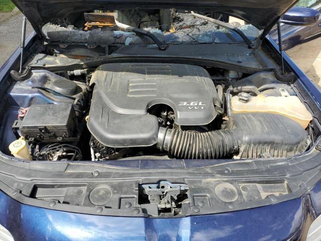 Photo 11 from auction – 2015 CHRYSLER 300 LIMITE with VIN 2C3CCAAG1FH929919