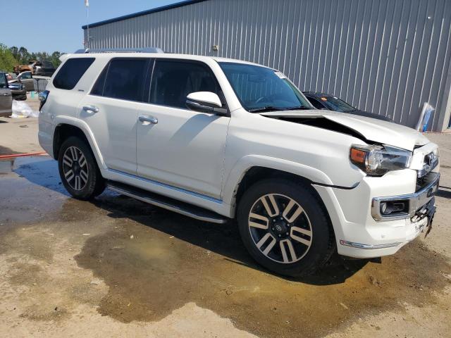 Photo 4 from auction – 2017 TOYOTA 4RUNNER SR with VIN JTEZU5JR6H5158116