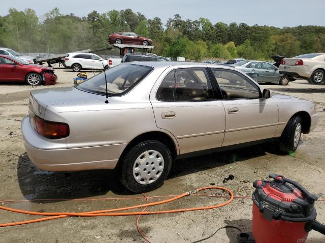 Photo 3 from auction – 1995 TOYOTA CAMRY LE with VIN 4T1SK12E2SU607896