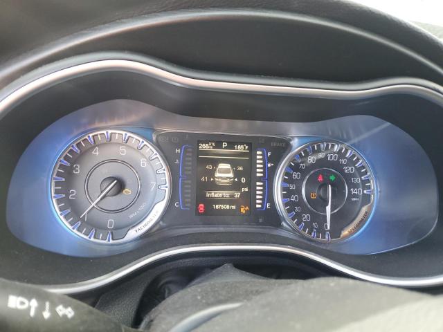 Photo 9 from auction – 2015 CHRYSLER 200 LIMITE with VIN 1C3CCCAB1FN668265