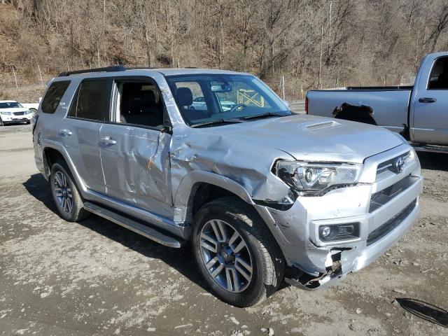 Photo 4 from auction – 2023 TOYOTA 4RUNNER SE with VIN JTESU5JR7P6148382