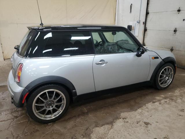 Photo 3 from auction – 2003 MINI COOPER with VIN WMWRC33443TJ51003