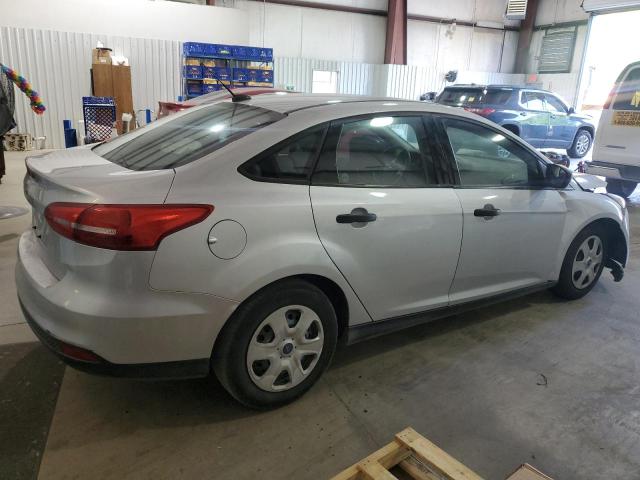 Photo 3 from auction – 2017 FORD FOCUS S with VIN 1FADP3E21HL322039