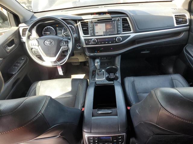 Снимка 8 от търг – 2017 TOYOTA HIGHLANDER с VIN 5TDDZRFH9HS422494
