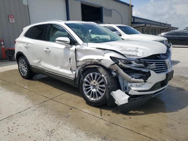 Photo 4 from auction – 2016 LINCOLN MKC RESERV with VIN 5LMCJ3D98GUJ05708