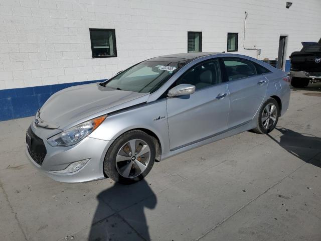 HYUNDAI SONATA HYB 2012 with VIN KMHEC4A40CA046878 - Photo from auction