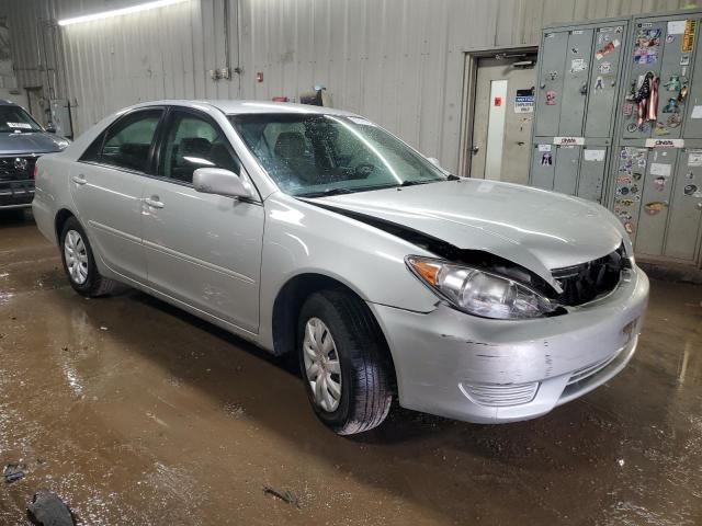 Photo 4 from auction – 2005 TOYOTA CAMRY LE with VIN 4T1BE32K75U031042