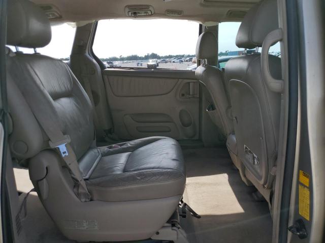 Photo 11 from auction – 2004 TOYOTA SIENNA XLE with VIN 5TDBA22C64S025383