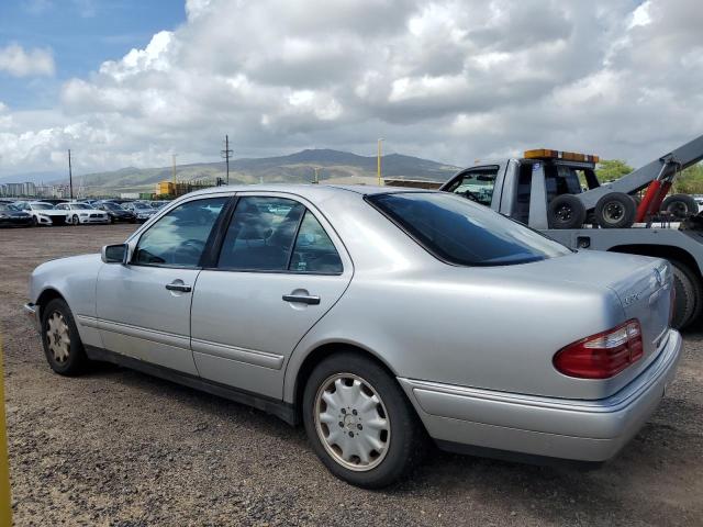 Photo 2 from auction – 1997 MERCEDES-BENZ E 320 with VIN WDBJF55F9VA330720
