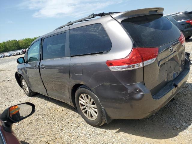 Photo 2 from auction – 2012 TOYOTA SIENNA XLE with VIN 5TDYK3DC1CS259052