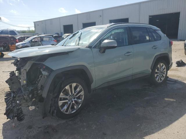 Photo 1 from auction – 2019 TOYOTA RAV4 XLE P with VIN 2T3C1RFV7KW025588