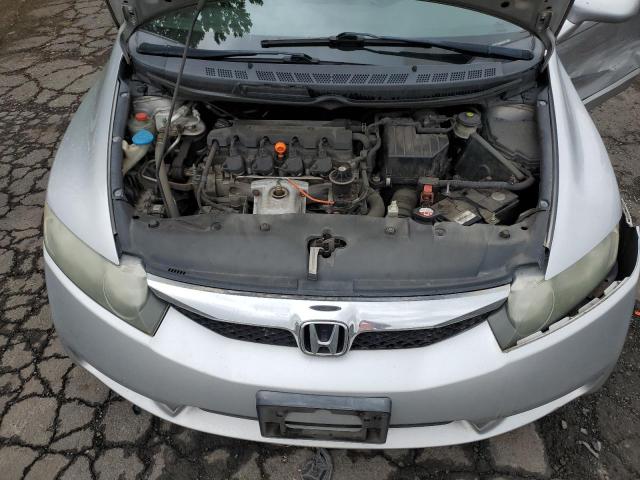 Photo 11 from auction – 2010 HONDA CIVIC EX with VIN 19XFA1F84AE072760