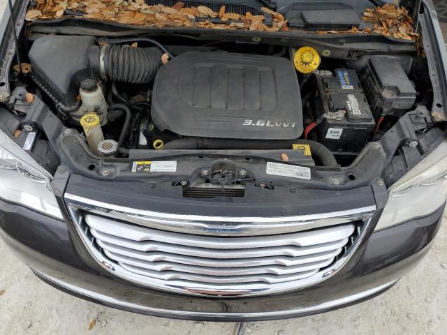 Photo 11 from auction – 2016 CHRYSLER TOWN & COU with VIN 2C4RC1BG9GR280712