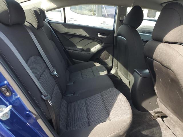 Photo 10 from auction – 2017 KIA FORTE LX with VIN 3KPFK4A70HE060919