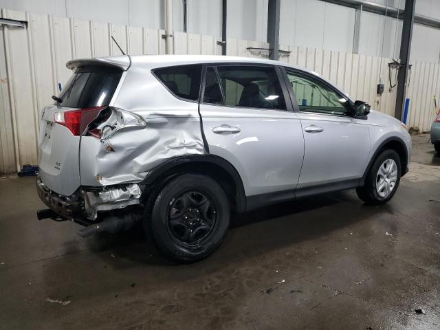 Photo 3 from auction – 2015 TOYOTA RAV4 LE with VIN JTMBFREV2FJ034833