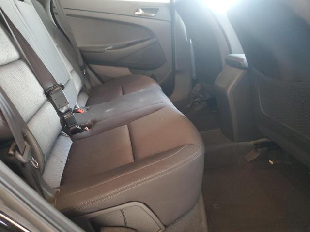 Photo 10 from auction – 2017 HYUNDAI TUCSON SE with VIN KM8J23A48HU263340