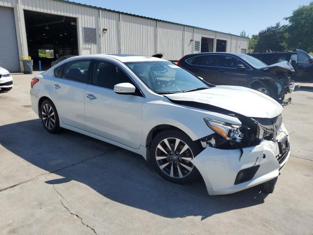 Photo 4 from auction – 2017 NISSAN ALTIMA 2.5 with VIN 1N4AL3AP3HC212058