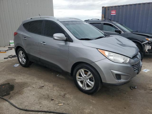 Photo 4 from auction – 2012 HYUNDAI TUCSON GLS with VIN KM8JUCAC8CU451110