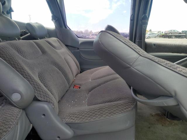 Photo 11 from auction – 2000 DODGE CARAVAN with VIN 2B4GP2532YR596140