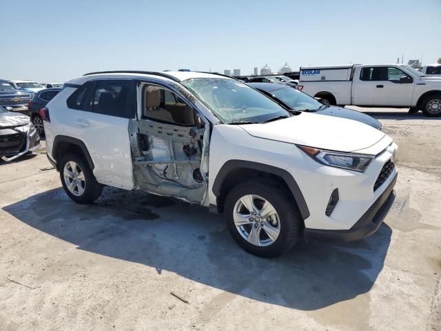 Photo 4 from auction – 2021 TOYOTA RAV4 XLE with VIN 2T3W1RFV5MC129479
