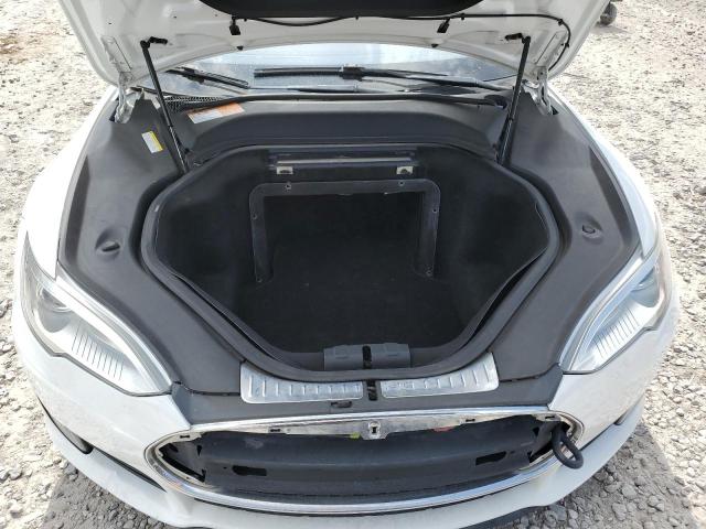 Снимка 11 от търг – 2014 TESLA MODEL S с VIN 5YJSA1S11EFP32051