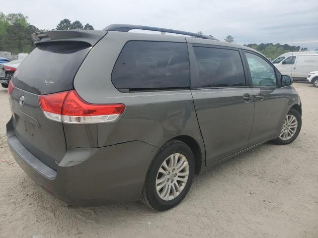 Photo 3 from auction – 2011 TOYOTA SIENNA with VIN 5TDYK3DC1BS126242