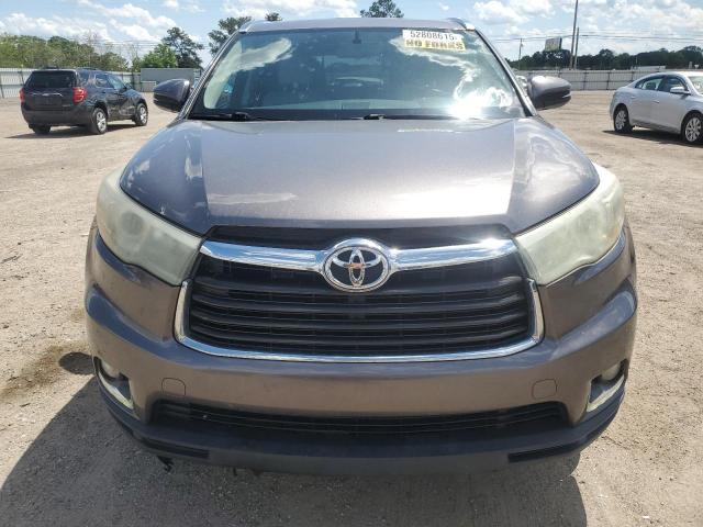 Photo 5 from auction – 2015 TOYOTA HIGHLANDER with VIN 5TDYKRFH6FS111382