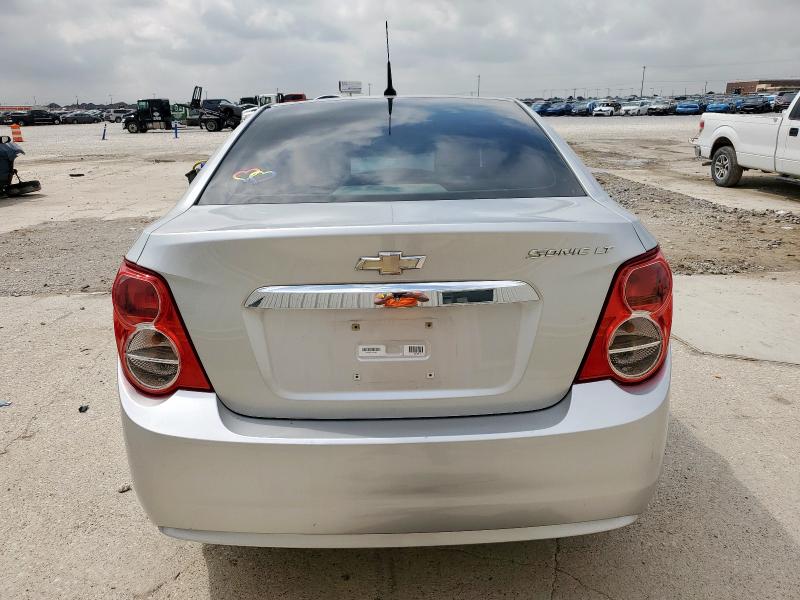 Photo 6 from auction – 2014 CHEVROLET SONIC LT with VIN 1G1JC5SH2E4178111