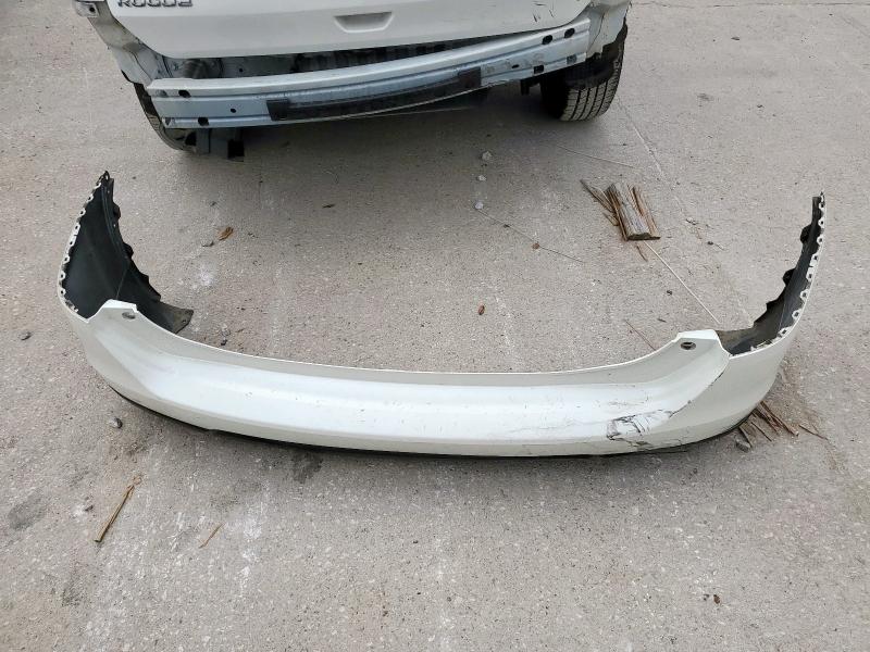Photo 13 from auction – 2016 NISSAN ROGUE S with VIN KNMAT2MT6GP641814