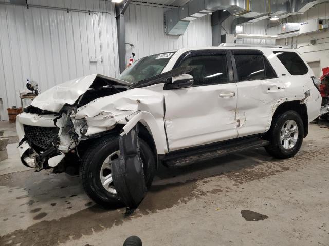 TOYOTA 4RUNNER SR 2017 with VIN JTEBU5JR8H5453381 - Photo from auction