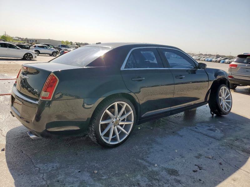 Photo 3 from auction – 2013 CHRYSLER 300 S with VIN 2C3CCABG1DH519164
