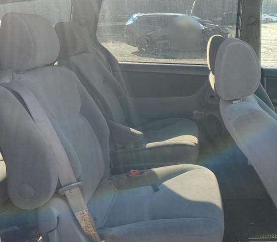Photo 11 from auction – 2005 TOYOTA SIENNA CE with VIN 5TDZA23C95S309055
