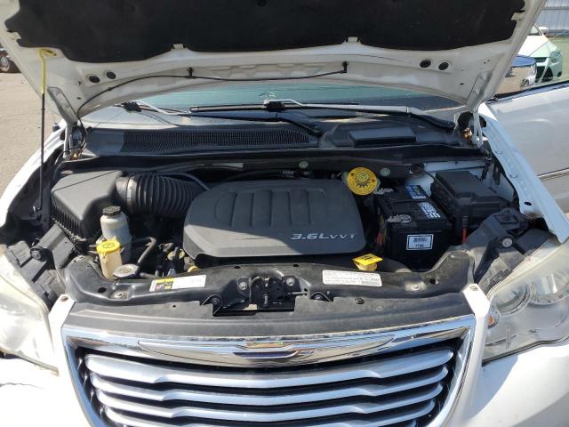 Photo 12 from auction – 2013 CHRYSLER TOWN & COU with VIN 2C4RC1CG1DR816417