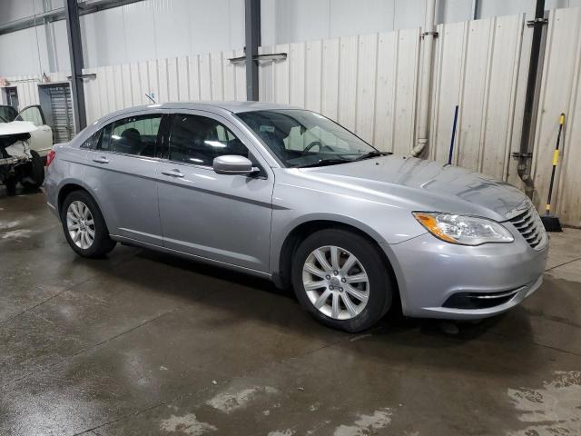 Photo 4 from auction – 2013 CHRYSLER 200 TOURIN with VIN 1C3CCBBG0DN532226