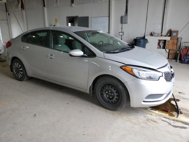 Photo 4 from auction – 2016 KIA FORTE LX with VIN KNAFK4A61G5552129