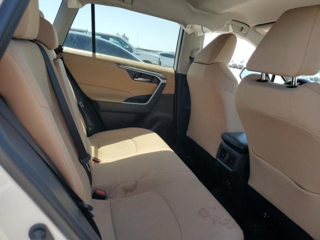 Photo 11 from auction – 2021 TOYOTA RAV4 XLE with VIN 2T3W1RFV5MC129479