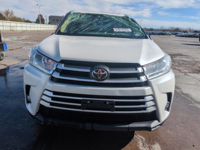 Photo 5 from auction – 2019 TOYOTA HIGHLANDER with VIN 5TDJZRFH1KS710018