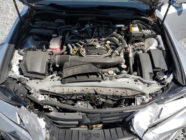 Photo 11 from auction – 2017 LEXUS IS 200T with VIN JTHBA1D23H5040920