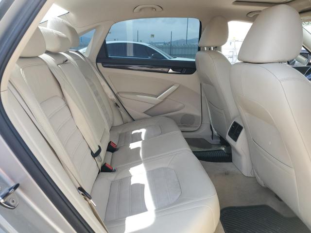 Photo 10 from auction – 2014 VOLKSWAGEN PASSAT SEL with VIN 1VWCM7A38EC082193