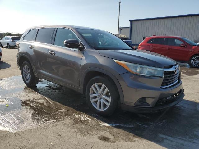 Photo 4 from auction – 2016 TOYOTA HIGHLANDER with VIN 5TDZKRFH0GS170188